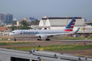 Voo da American Airlines é impedido de desembarcar em Porto Alegre Crédito: Samuel Maciel